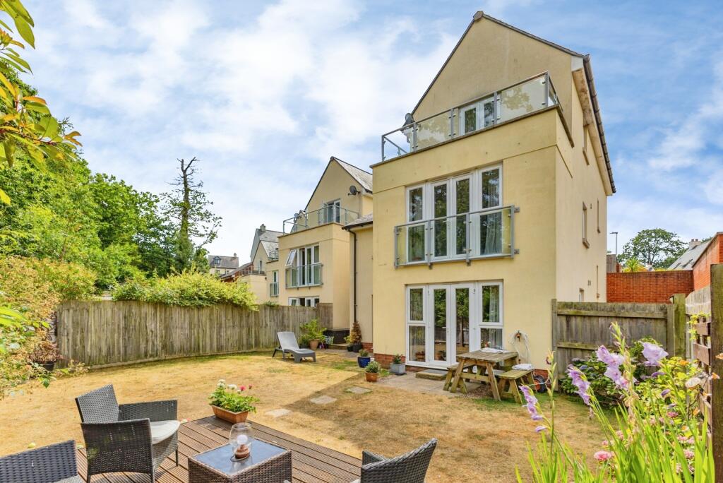 Main image of property: Finistere Avenue, DAWLISH, Devon, EX7