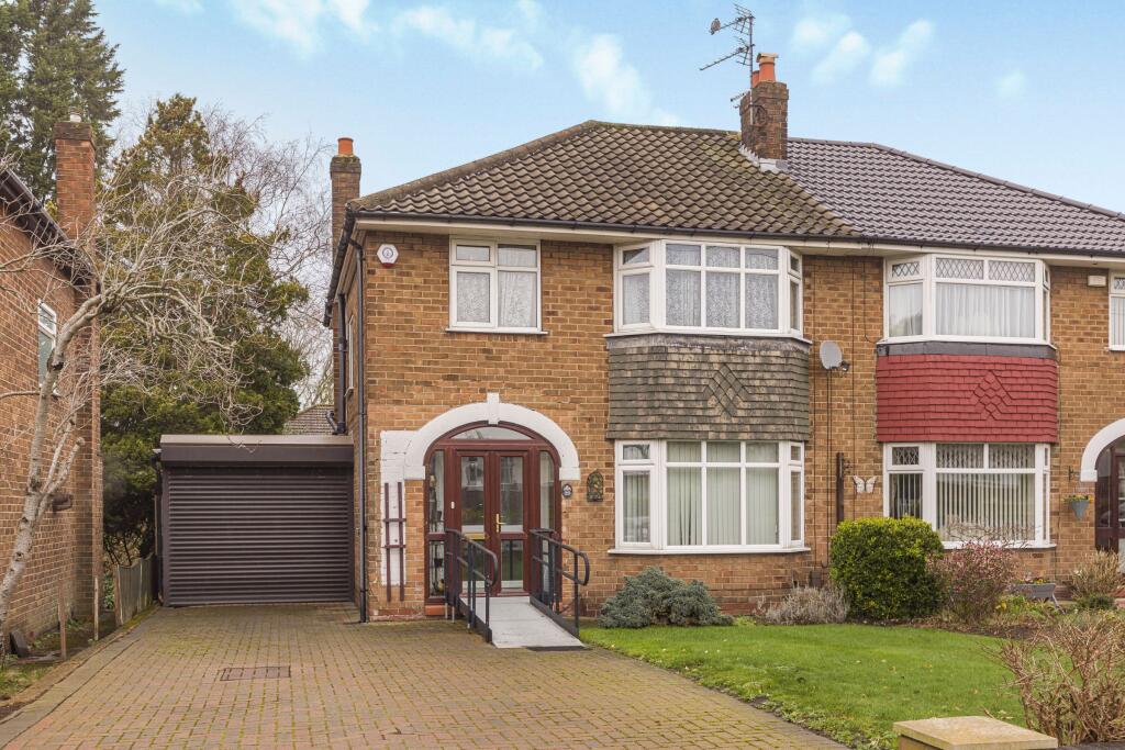 Main image of property: Shaftesbury Avenue, Timperley, Altrincham