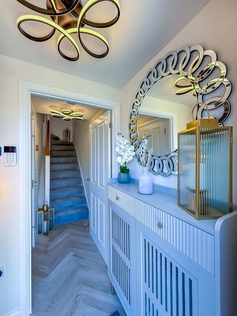 House in Sefton, Liverpool City Region - View 6