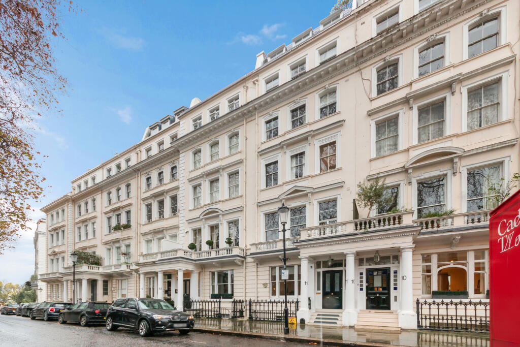 Main image of property: E, 11 Cornwall Gardens, London, SW7 4AL