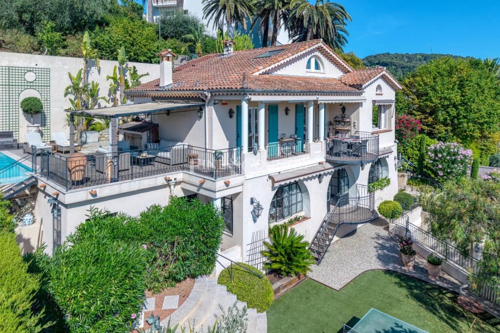 Main image of property: Provence-Alps-Cote d`Azur, Alpes-Maritimes, Le Cannet