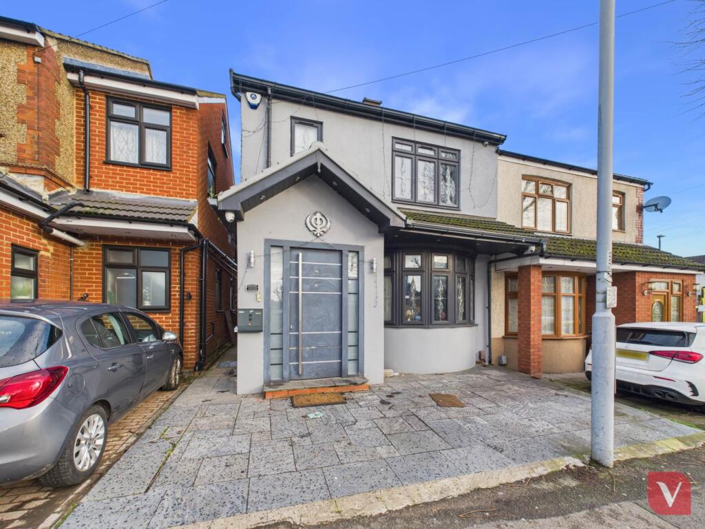 Main image of property: Biscot Road, Luton