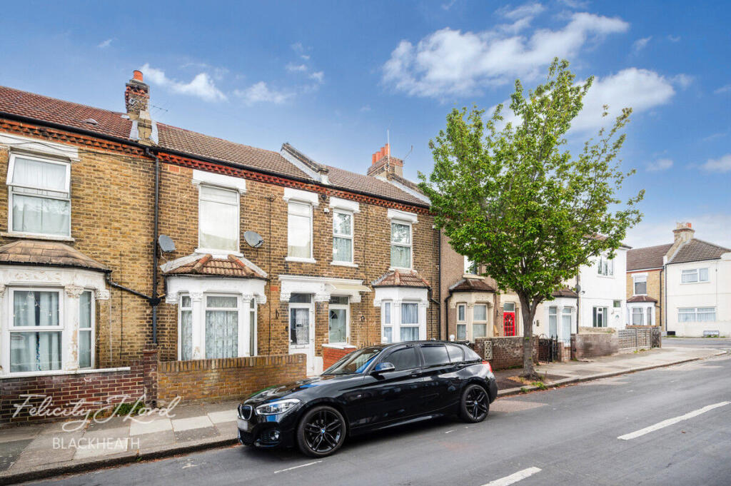 3-bed terraced on Gunning Street, Plumstead, £375,000