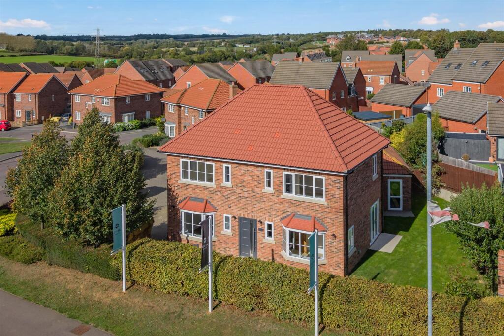 House in Kettering, Leisure Village