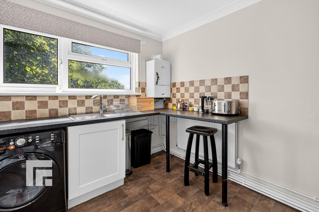 Apartment in Cardiff, Radyr, Radyr and Morganstown - More