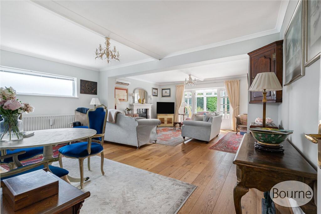 Apers Avenue, Westfield, Woking, Surrey, GU22 photo 2