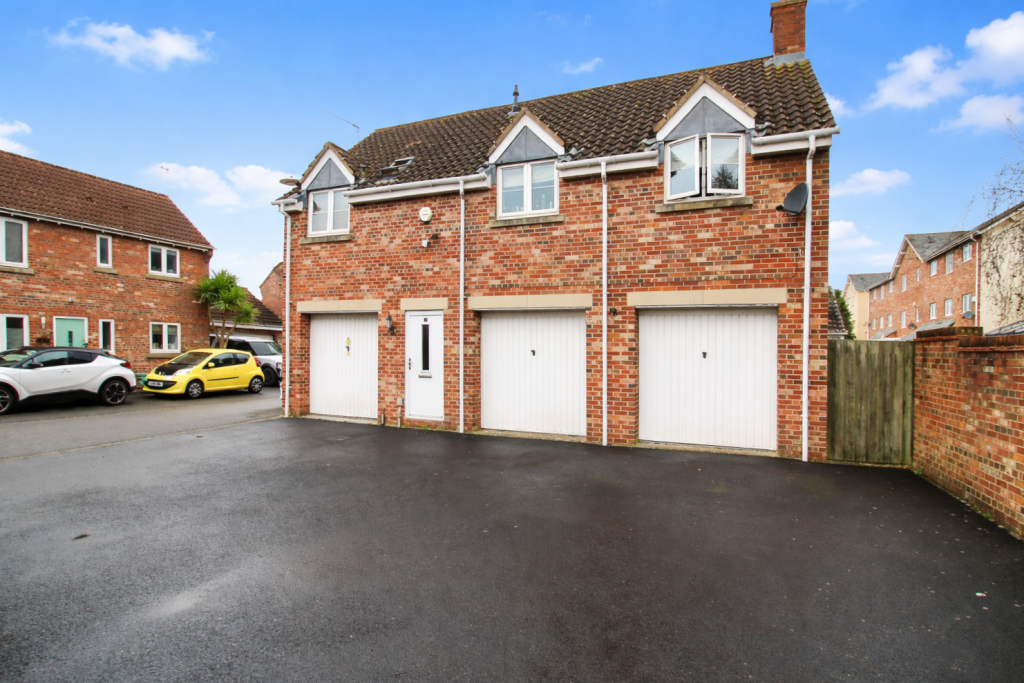 Main image of property: Rosemary Crescent, Portishead, Bristol, BS20 7JT
