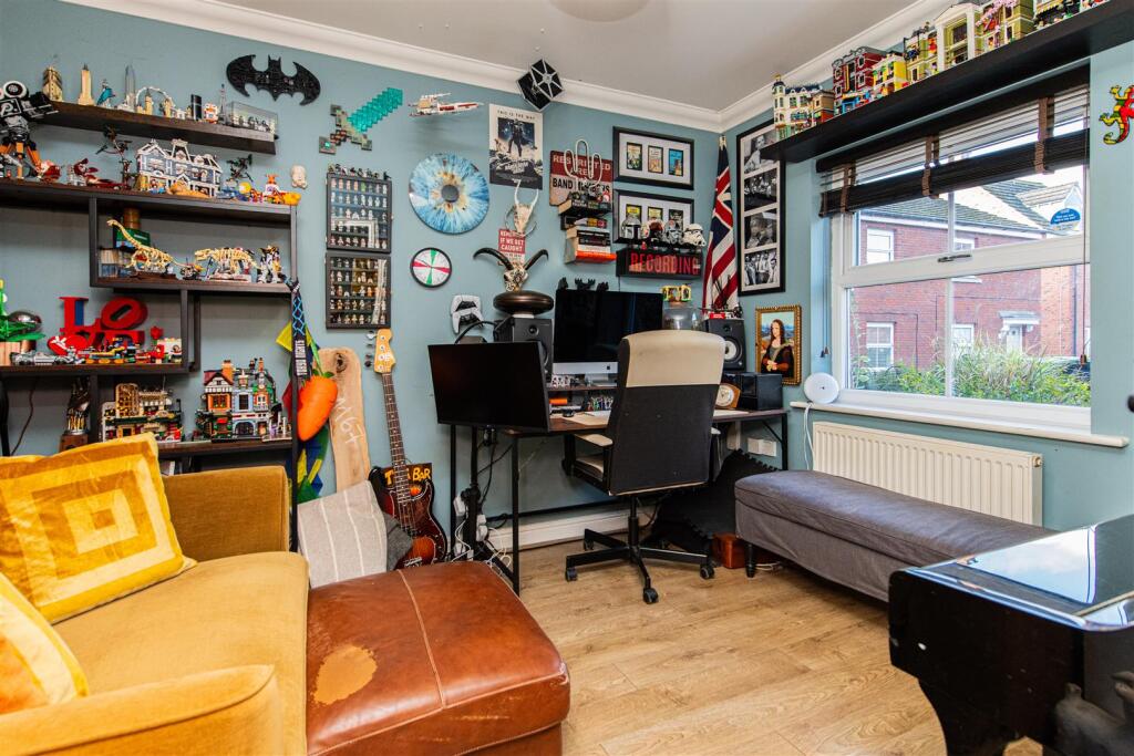 House in Northampton - More