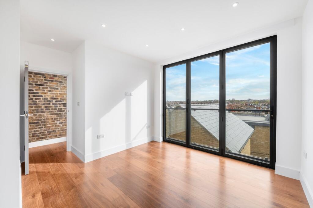 Main image of property: Garratt Lane, 
Earlsfield, SW17