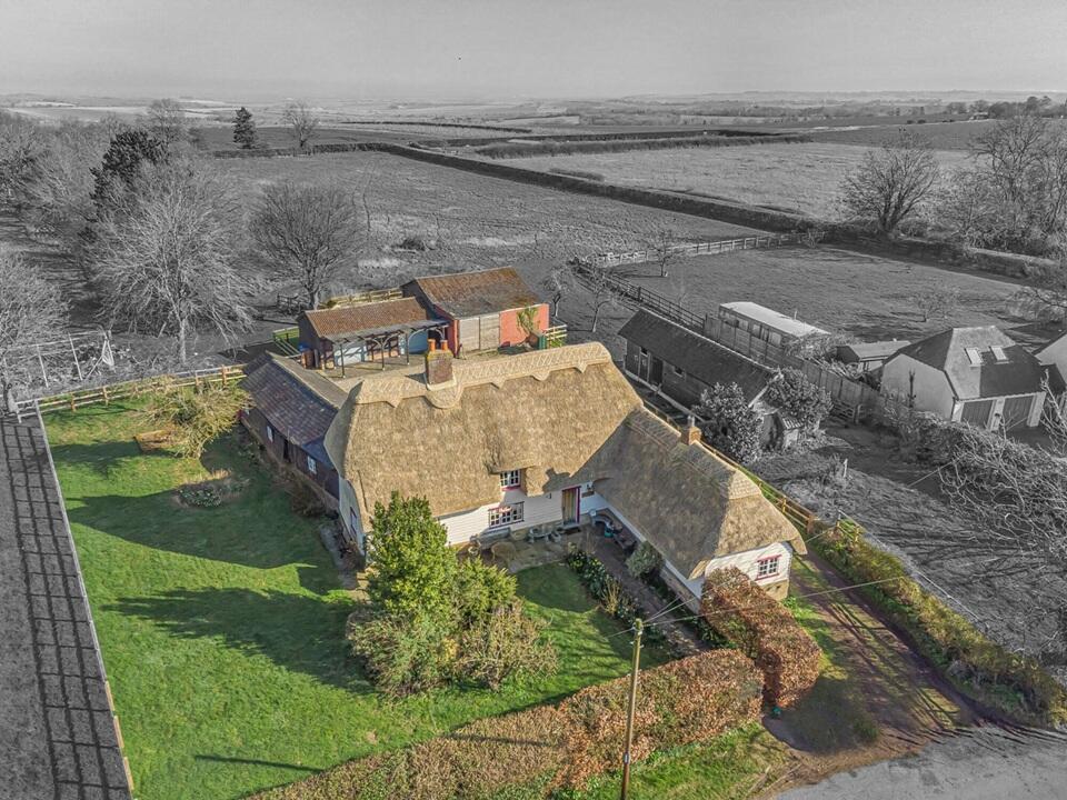 North Farm, Crow Lane, Reed, Royston, Hertfordshire, SG8 8AE photo 2