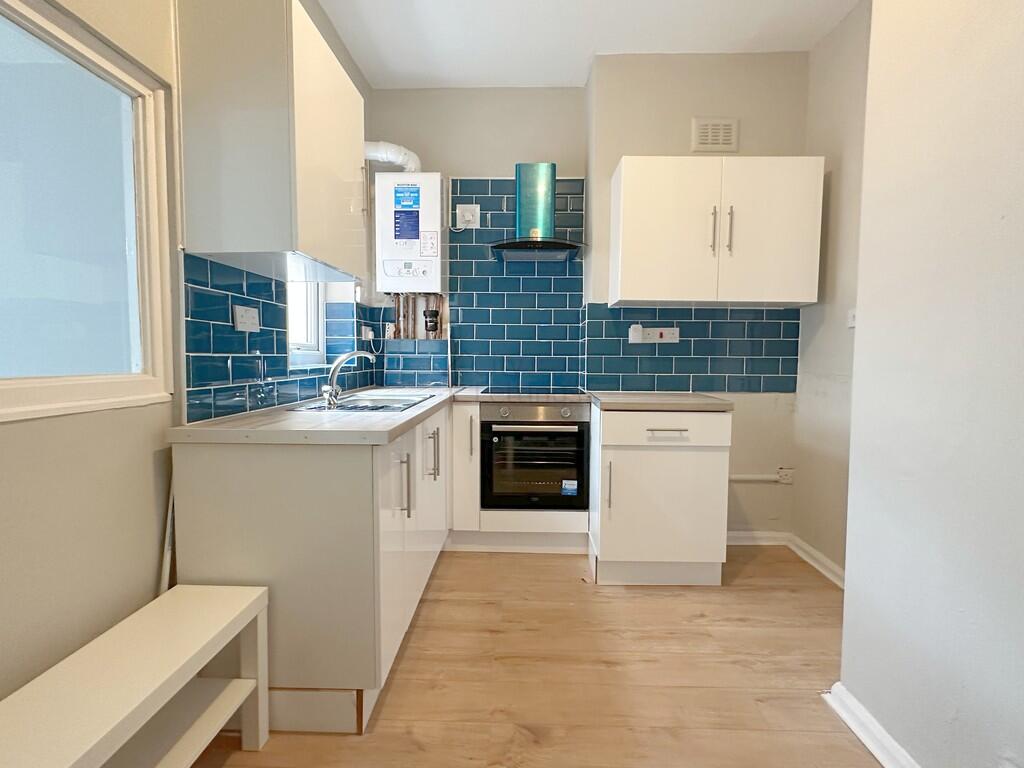 Apartment in Nottingham - View 5