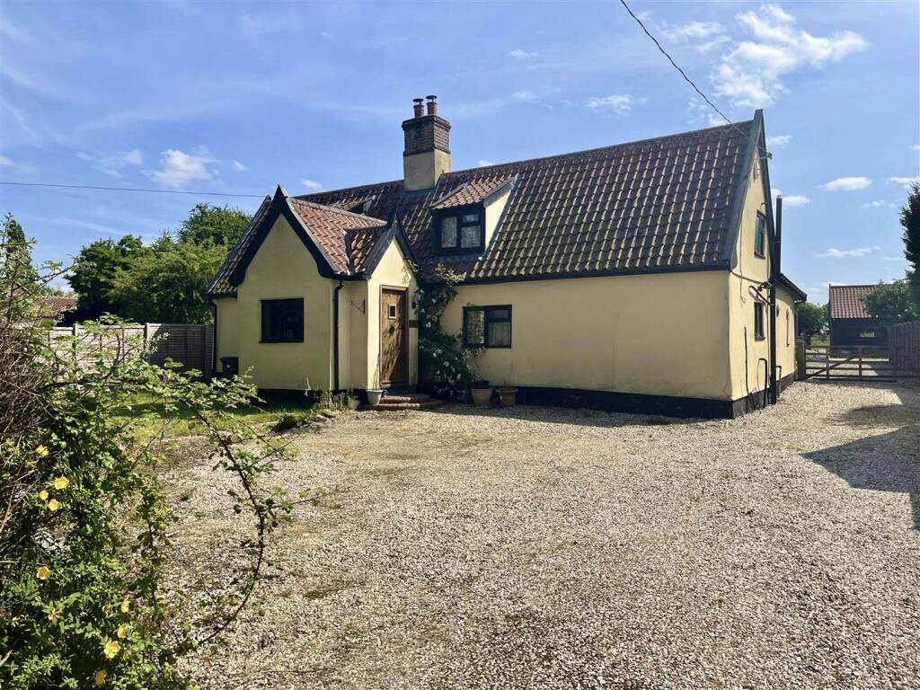 Main image of property: Bunwell Street, Bunwell