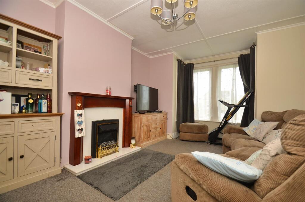 House in Ryde, Elmfield - View 2