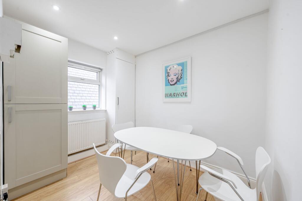 Apartment in Harrogate - View 5