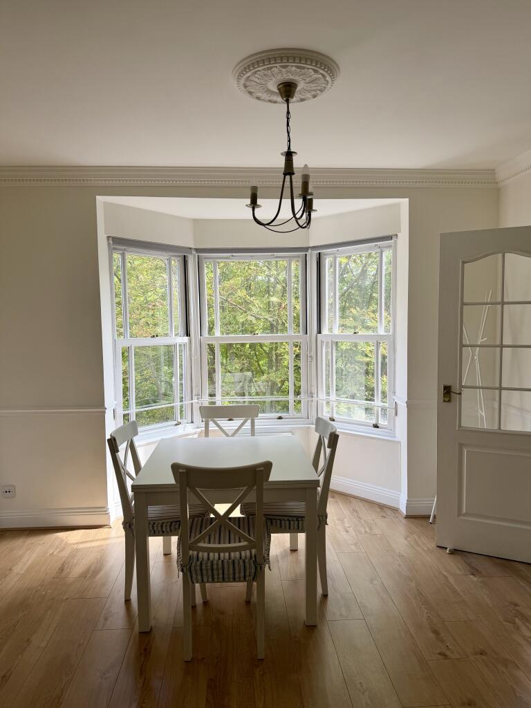 Apartment in London - View 5