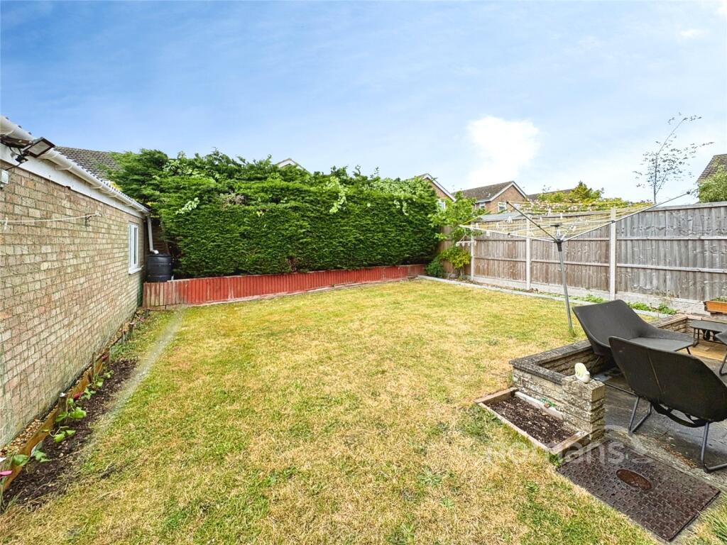 House in Reading, Lower Earley, Earley - View 2