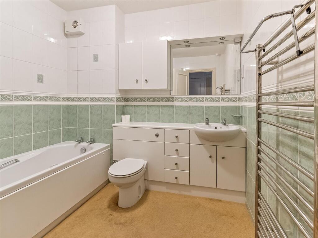 Apartment in Worthing, West Worthing - View 5