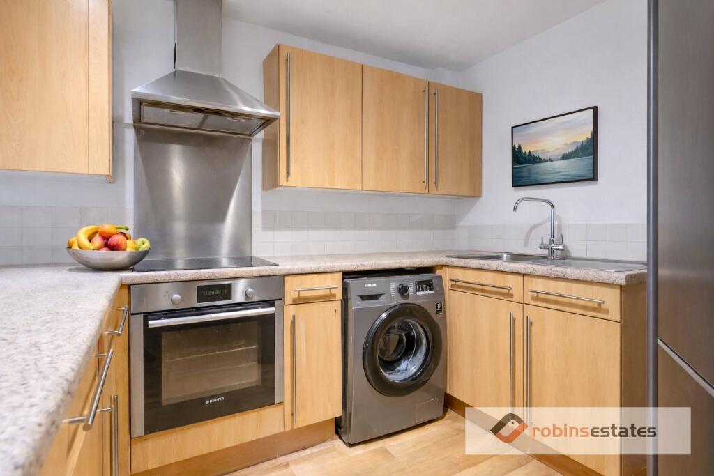 Flat 3, Carlton Heights, Nottingham, NG4 photo 3