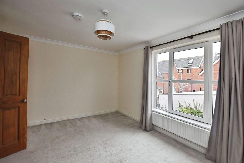 House in Salisbury - View 5
