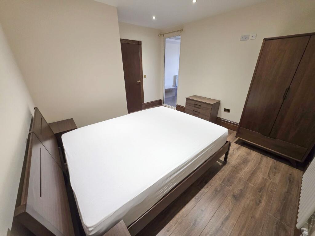Apartment in Liverpool - View 4