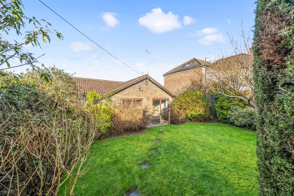 Wheatsheaf Lane, Cuckfield, RH17 photo 4