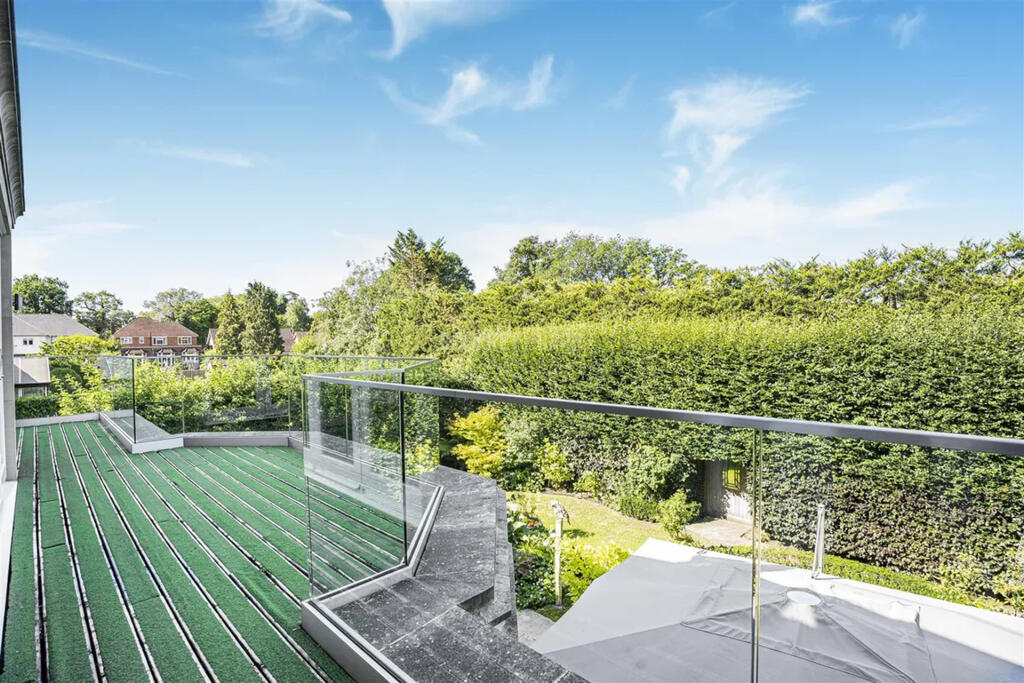 Apartment in London, Cockfosters - View 4