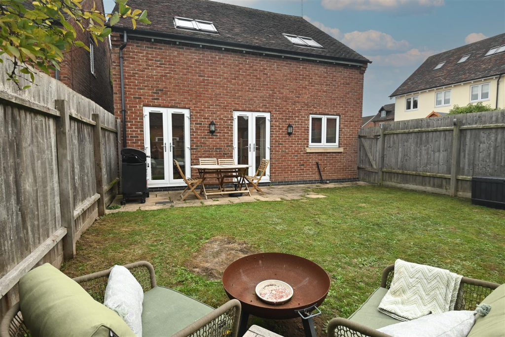 Askew Grove, Repton photo 3