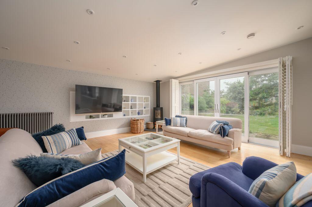 5 Wester Coates Gardens, EDINBURGH, EH12 5LT photo 4