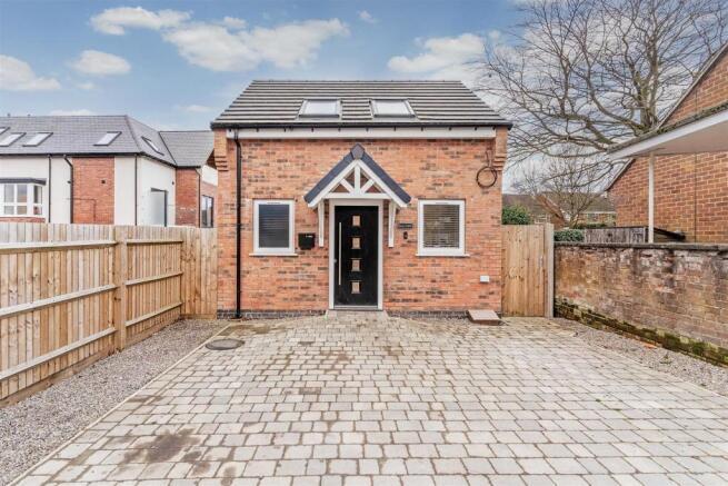 Main image of property: High Street, Henley in Arden, B95 5AQ