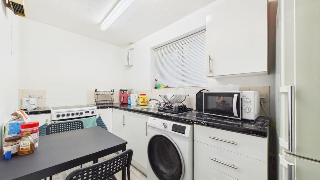 Apartment in Peterborough, City of Peterborough - View 2