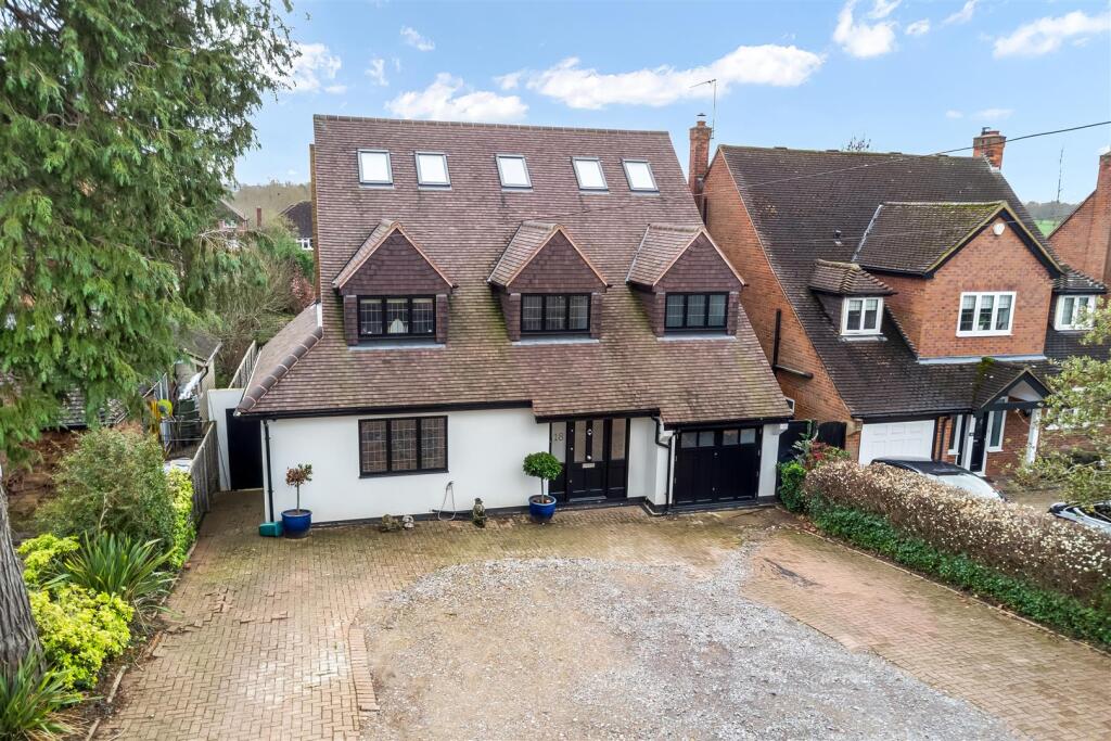 Main image of property: Moffats Lane, Brookmans Park