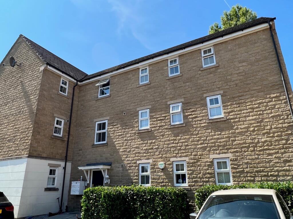 Main image of property: Spinners Close, Halifax