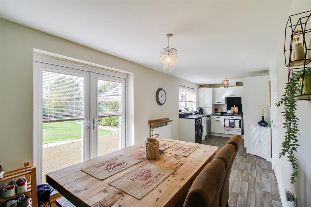 House in Wakefield - View 2