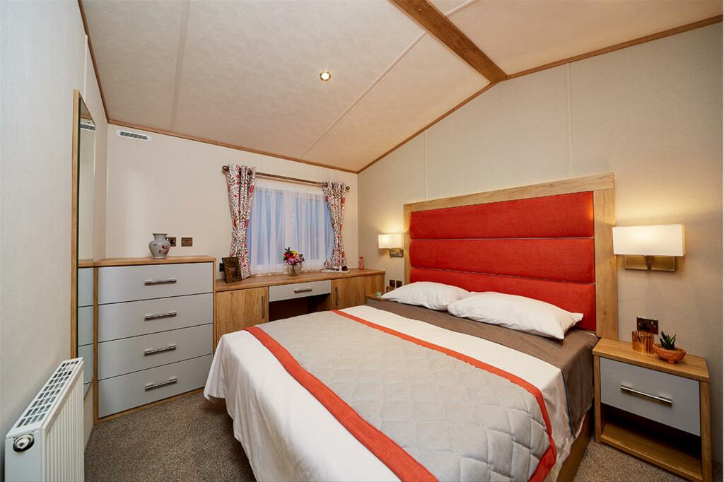 Cartford Lane, Little Eccleston, Preston - View 5