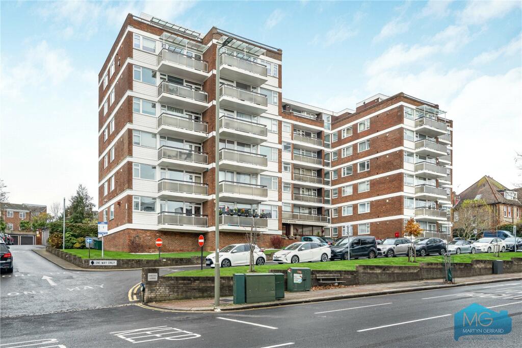 Main image of property: Regents Park Road, London, N3
