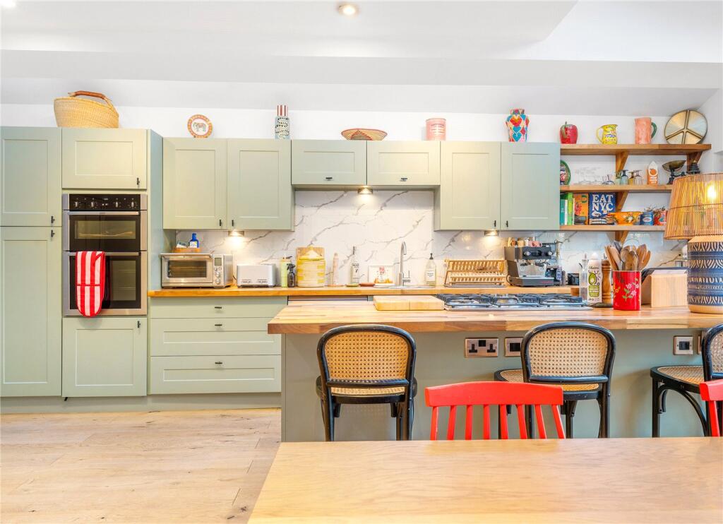 Main image of property: Ashbourne Grove, East Dulwich, London, SE22
