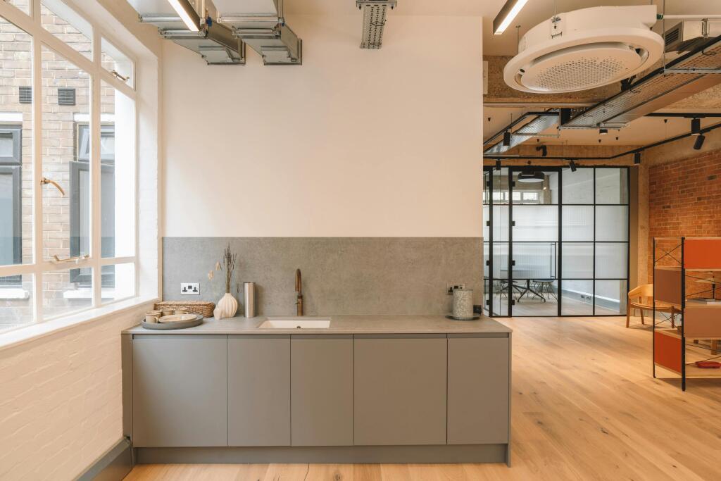 11-12 Great Sutton Street - Interior