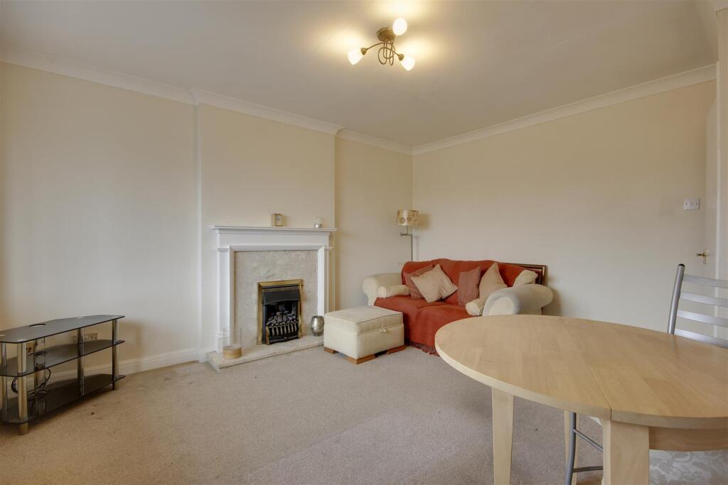 Chelsea Court, Cottingham photo 4