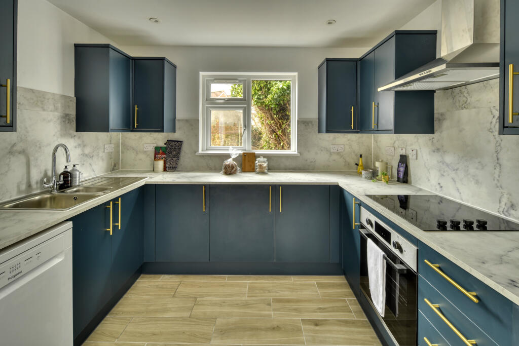 Main image of property: Downend Road - 5 bed, Kingswood, South West, BS15