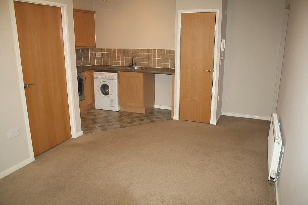 Apartment in Sheffield - View 4