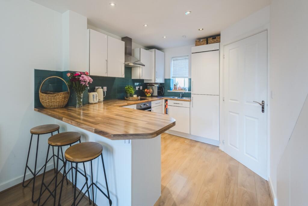 Coate, Swindon, Wiltshire, SN3 photo 3