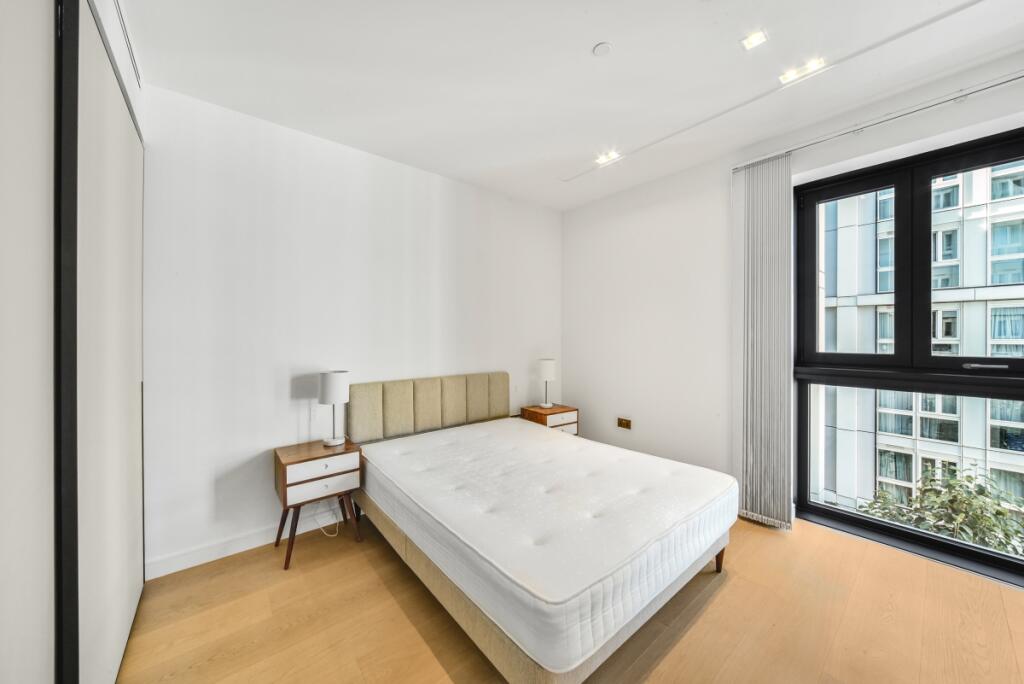 Apartment in London - View 3