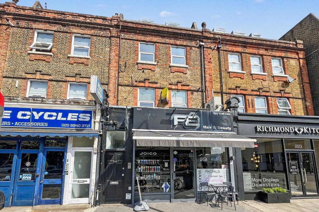 Apartment in Twickenham