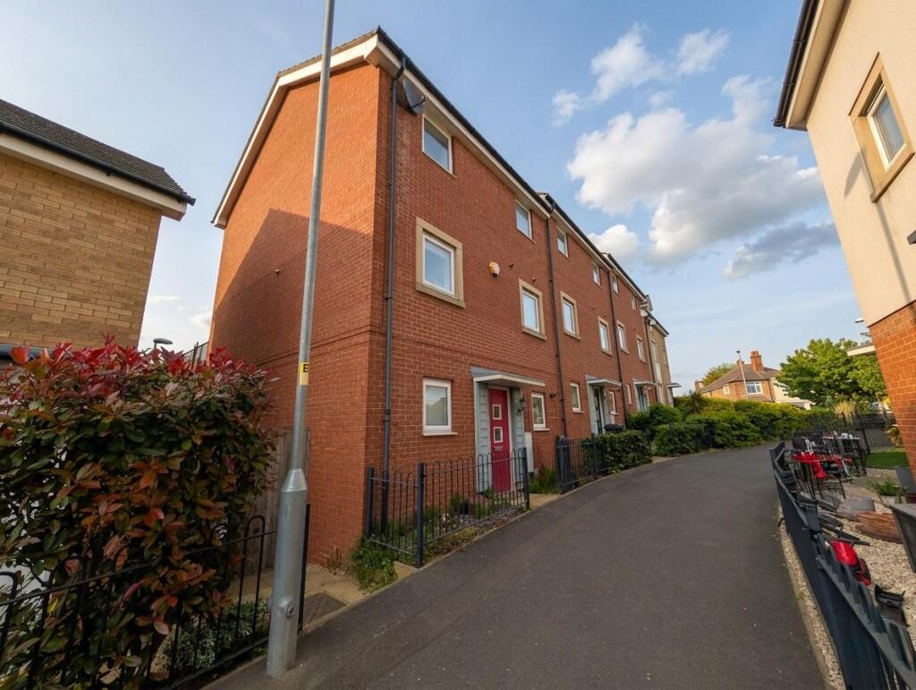 Main image of property: Onyx Crescent, Thurmaston, Leicester