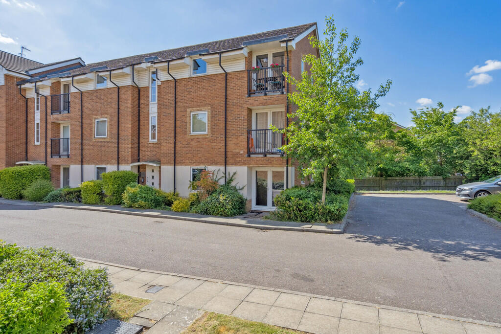 Main image of property: Chequers Field, Welwyn Garden City