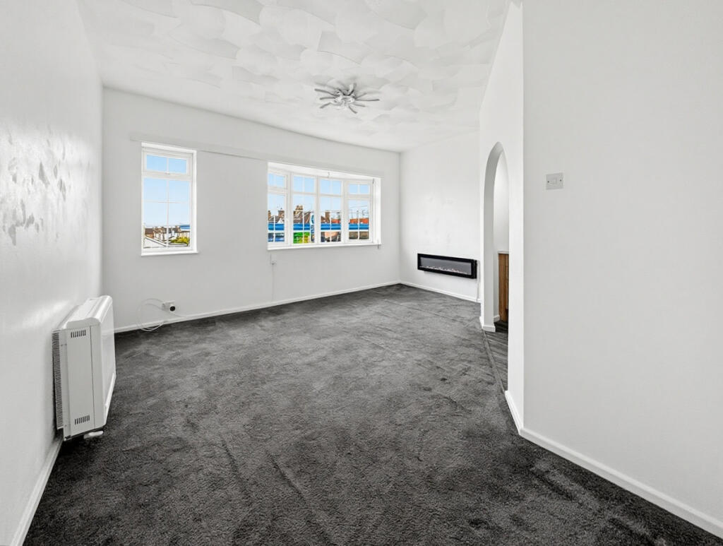 Main image of property: Southchurch Road, Southend-on-sea, SS1 2