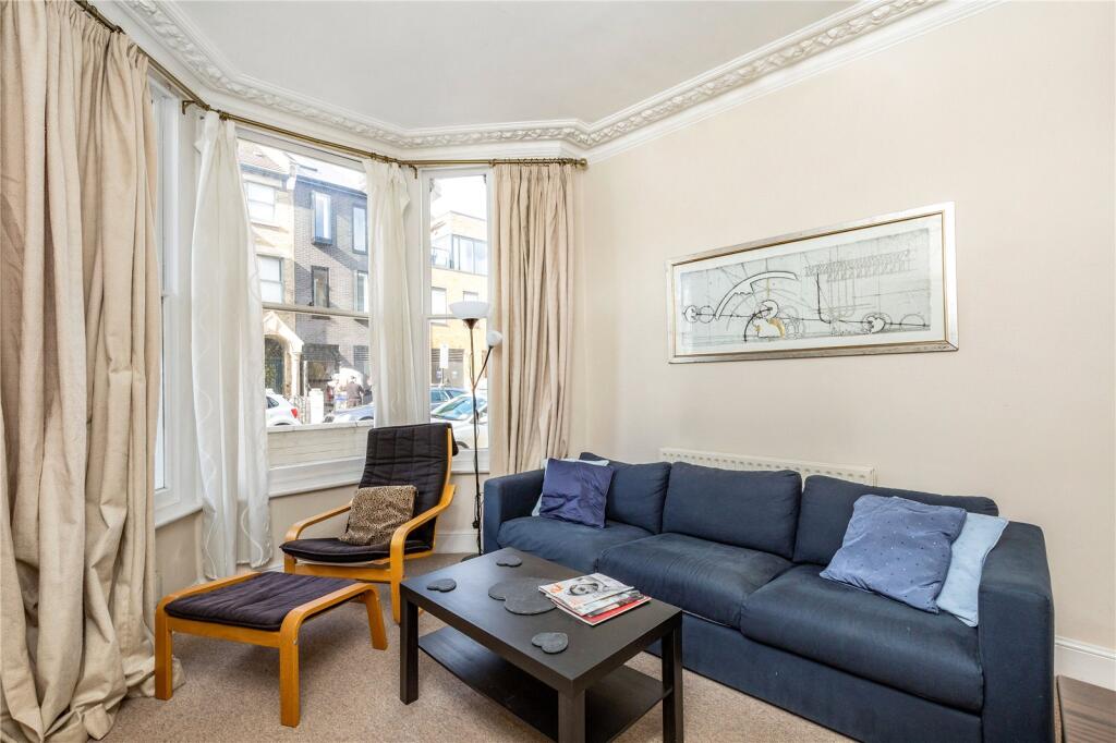 Apartment in London - View 5
