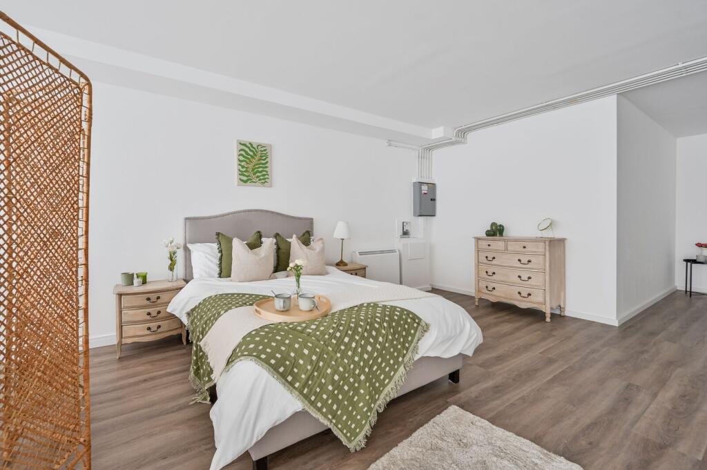 Apartment in London - View 5