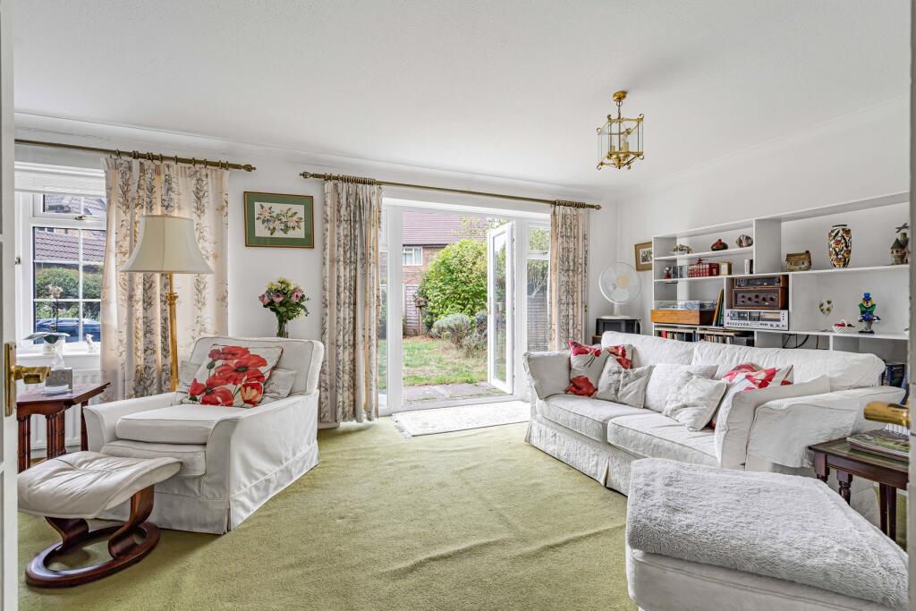 House in Waverley, Frith Hill, Godalming - View 2
