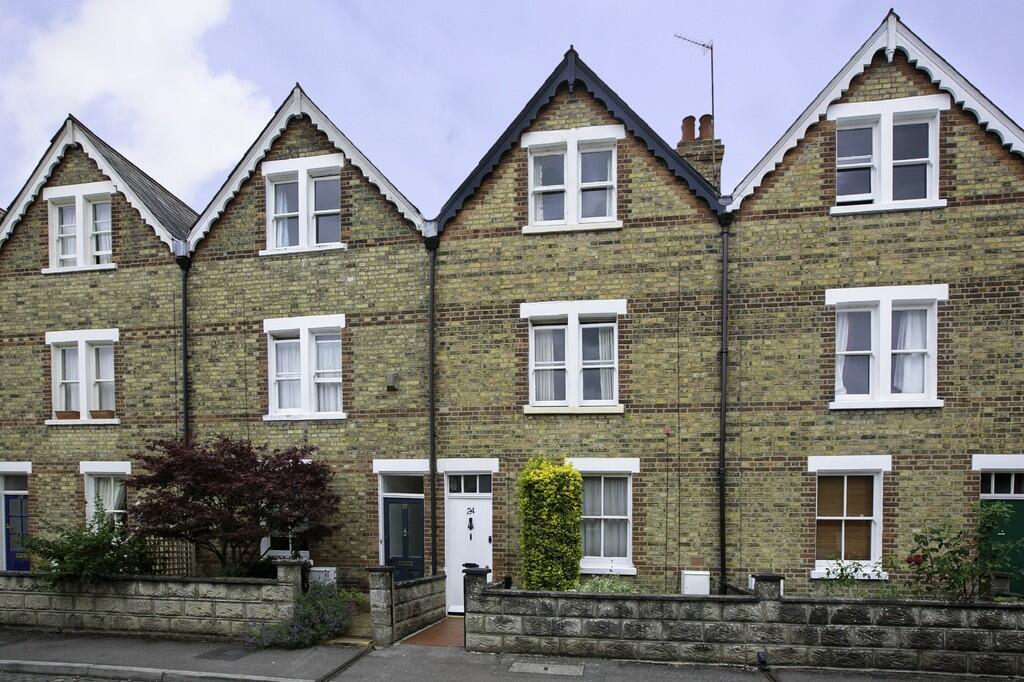 Main image of property: South Street, Oxford
